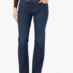 Levi pull on bootcut